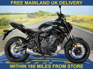 YAMAHA MT-07 