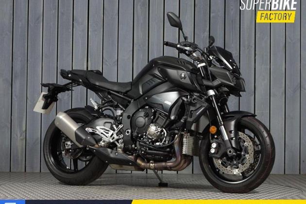 YAMAHA MT-10