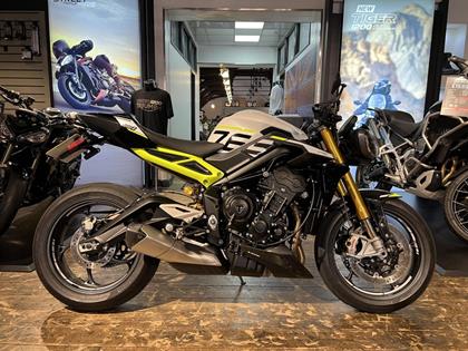 TRIUMPH STREET TRIPLE 765 MOTO2 EDITION