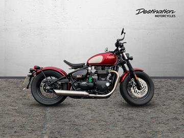 TRIUMPH BONNEVILLE BOBBER