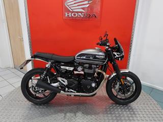 TRIUMPH SPEED TWIN 1200 