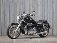 TRIUMPH THUNDERBIRD 1600