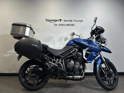 TRIUMPH TIGER 800