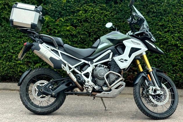 TRIUMPH TIGER 1200 RALLY PRO