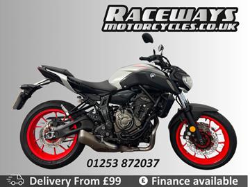 YAMAHA MT-07