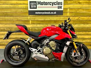 DUCATI STREETFIGHTER V4S 