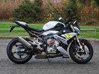 BMW S1000R