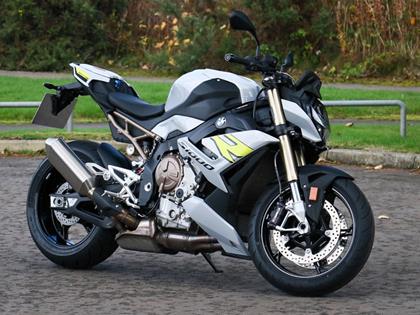 BMW S1000R