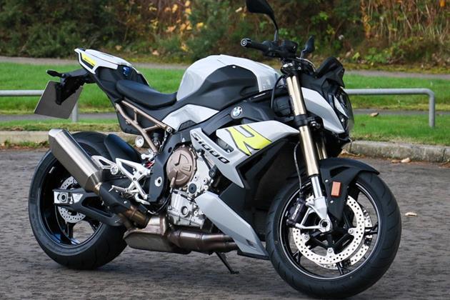 BMW S1000R