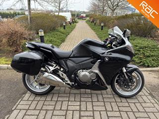 HONDA VFR1200F 