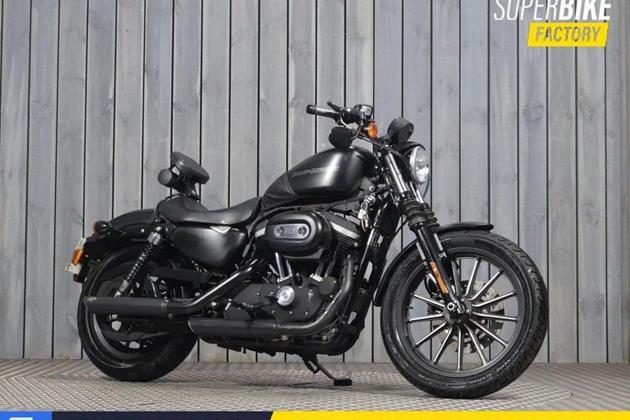 HARLEY-DAVIDSON SPORTSTER 883