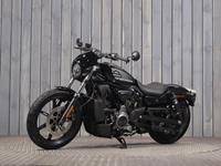 HARLEY-DAVIDSON NIGHTSTER 975