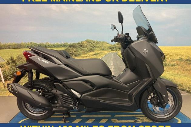 YAMAHA XMAX 125