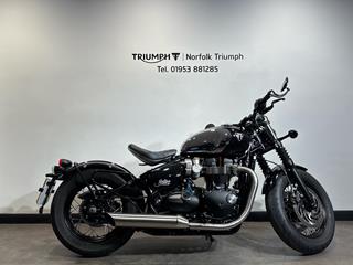 TRIUMPH BONNEVILLE BOBBER 