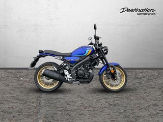 YAMAHA XSR125 