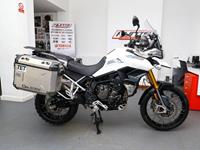 TRIUMPH TIGER 900