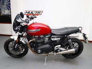 TRIUMPH SPEED TWIN 1200 