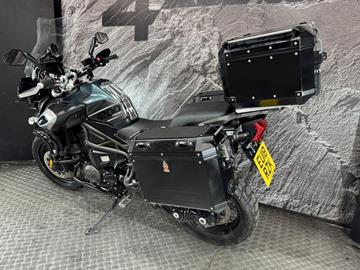 TRIUMPH TIGER 1200 EXPLORER XC