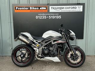 TRIUMPH SPEED TRIPLE 1050 RS 