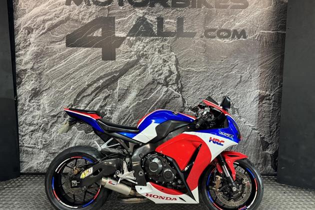 HONDA CBR1000RR FIREBLADE