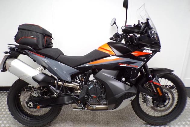 KTM 890 ADVENTURE