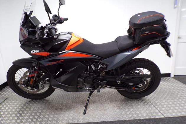 KTM 890 ADVENTURE R