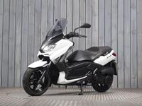 YAMAHA XMAX 250