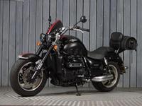 TRIUMPH ROCKET III