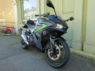 NINJA 500 