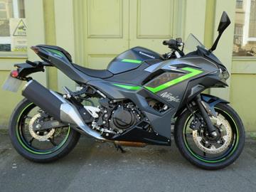 KAWASAKI NINJA 500