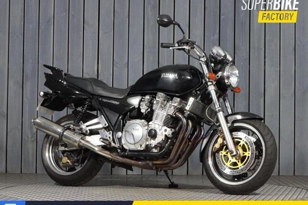 YAMAHA XJR1300