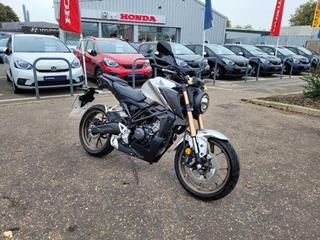 HONDA CBF125 