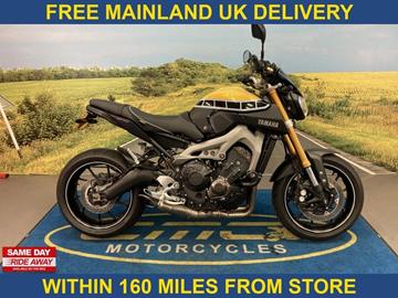 YAMAHA MT-09