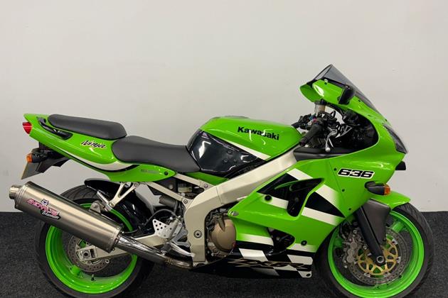 KAWASAKI ZX-6R