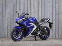 YAMAHA R3