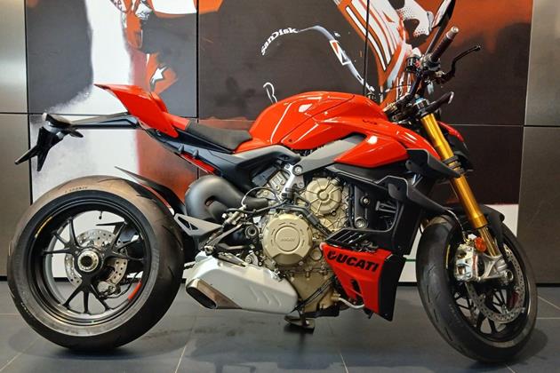 DUCATI STREETFIGHTER V4S