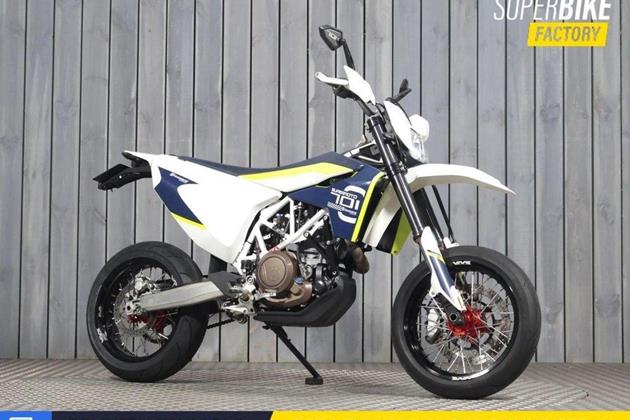 HUSQVARNA 701 SUPERMOTO