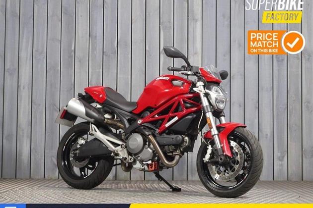 DUCATI MONSTER 696