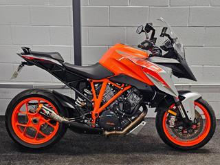 KTM 1290 SUPERDUKE GT 