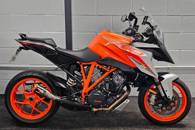 KTM 1290 SUPERDUKE GT