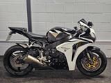 HONDA CBR1000RR FIREBLADE 