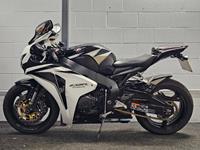 HONDA CBR1000RR FIREBLADE