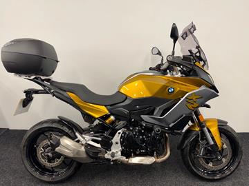 BMW F900XR