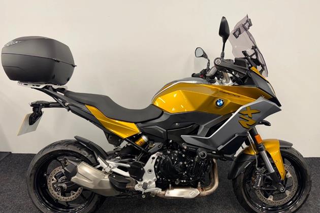 BMW F900XR