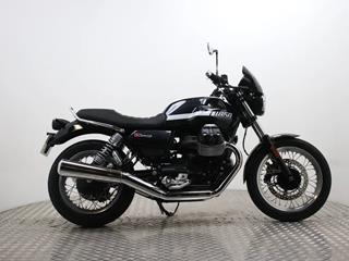 MOTO-GUZZI V7 