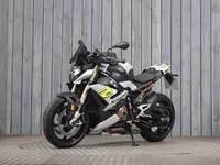 BMW S1000R