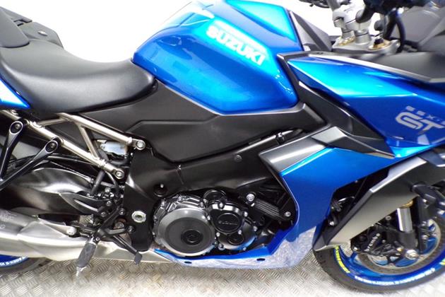 SUZUKI GSX-S1000GT