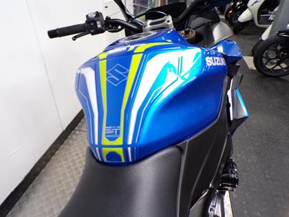 SUZUKI GSX-S1000GT