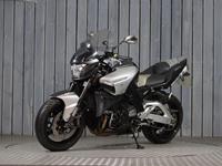 SUZUKI GSX1300 B-KING