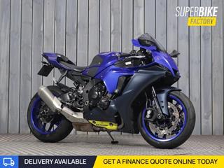 YAMAHA R1 